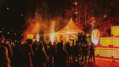 Bild: Shedow Pics Media/exb
Festival-Stimmung herrschte am Wochenende beim "After World"-Open-Air beim Naturerlebnisbad in Immenreuth.