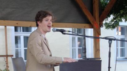 Bild: amö
Das Festival Junger Künstler zog Linus Cuno nach Bayern. Er kam auch zu einem Konzert nach Winklarn.