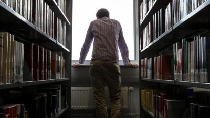 Bild: Markus Scholz/dpa-tmn
Nicht jeder und jede findet auf Anhieb das passende Studienfach. Wichtig ist dann zu reflektieren, was man wirklich machen möchte.