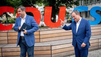Bild: Kay Nietfeld/dpa
Armin Laschet (rechts) und Markus Söder.