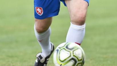 Bild: af
Der Ball kann im bayerischen Amateurfußball auch ohne Testnachweise rollen.