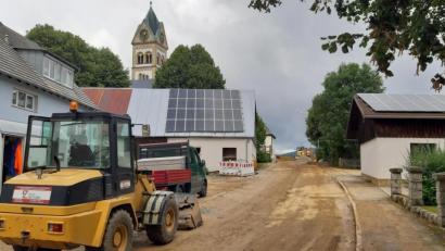 Bild: gis
Verkehrsbehinderung wegen Kanalerneuerung in der Neugrüner Straße.