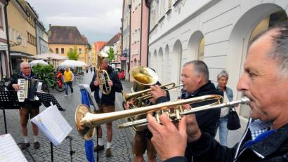 Bild: Stephan Huber
"Amberg überrascht": Am Samstag spielte s'Vilsblech aus Vilseck.