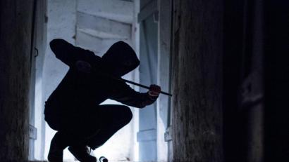 Symbolbild: Silas Stein / dpa
Bei den Wohnungseinbrüchen hat die Polizei im vergangenen Jahr insgesamt 13 Fälle im Amberger Stadtgebiet verzeichnet.