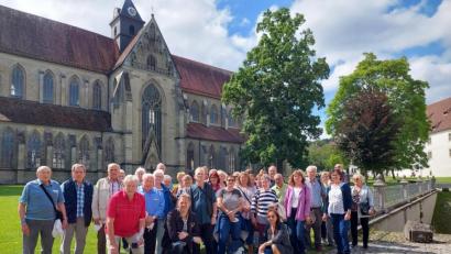 Bild: bk
Die Siedler-Reisegruppe vor dem Münster in Salem.