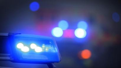 Symbolbild: Karl-Josef Hildenbrand/dpa
Mitten auf der Straße hat ein alkoholisierter Autofahrer in Bayreuth geparkt, um zu schlafen.