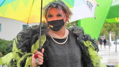 Bild: Dagmar Williamson 
Der Christopher Street Day lockte am Samstagnachmittag die Regenbogen-Community auf die Bleichwiesen beim Kongresszentrum.