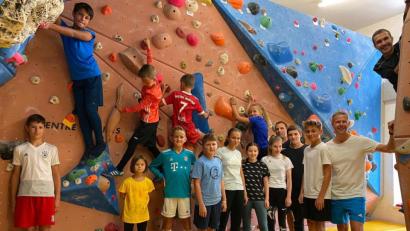 Bild: ak
Das sind die Teilnehmer und SV-Übungsleiter beim Bouldern.