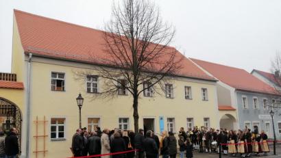 Bild: anv
Zur Einweihung des Thammer Hauses in Winklarn kamen zahlreiche Besucher.