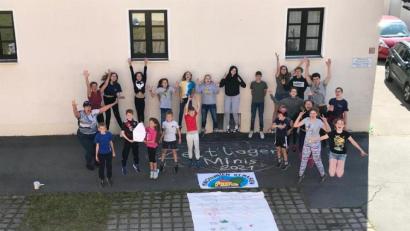 Bild: Melanie Lingl/exb
Die Ministranten spenden an ihre Kollegen im Dekanat Ahr-Eifel.