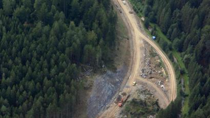 Bild: ggi
Die künftige Trasse der Staatsstraße 2159 von Schönsee nach Gaisthal wird keine steilen und engen Kurven mehr enthalten.