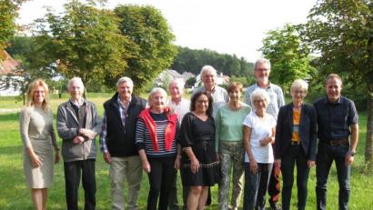 Bild: Thomas Stopfer, SVA/exb
Bei den Ehrungen (von links): Eveline Süß (Vorsitzende), Dieter Roeder, Klaus Ritzert, Angela Ritzert, Karl Weigl, Brigitte Donhauser, Franz-Josef Aufschläger, Karin Roeder, Angelika Hammer, Josef Siegert, Anita Gehr und Werner Lobensteiner.