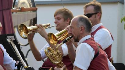 Bild: Jonas/exb
Die Musiker der Stadtkapelle geben am kommenden Sonntag im Burghof den Ton an.