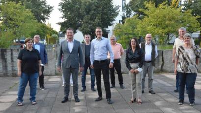 Bild: Kunz
Der SPD-Ortsverein Lerchenfeld ehrt langjährige Mitglieder.