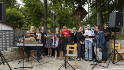 Bild: Zaneta Weidner 
Die Musikfreunde Weiden muszieren zusammen mit tschechischen Freunden. Links Herbert Schmid.