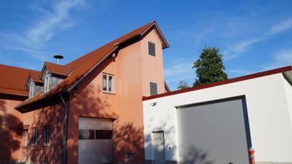 Bild: wel
Auf Antrag erhält die Feuerwehr 5500 Euro Zuschuss von der Gemeinde für die Materialien, die beim Anbau des Feuerwehrhauses verwendet wurden.