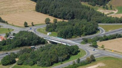 Luftbild: Ascherl
Bauarbeiten an den Anschlussstellen der A 93 bei Windischeschenbach führen an Montag, 20. September, immer wieder zu Behinderungen.