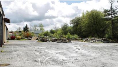 Bild: njn
Im hinteren Bereich des städtischen Bauhofs soll der Wertstoffhof entstehen.