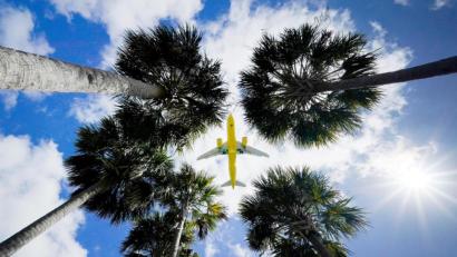 Symbolbild: Gene J. Puskar/dpa
Die USA heben den Corona-Reisestopp für Geimpfte auf.