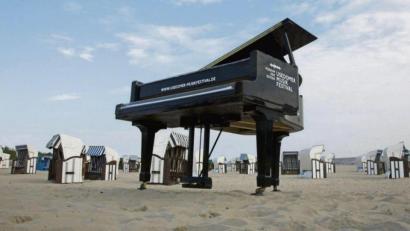 Bild: Geert Maciejewski/Usedomer Musikfestival/dpa
Bis zum 9. Oktober bespielen verschiedene Künstler beim Usedomer Musikfestival die Bühnen der beliebten Ferieninsel.