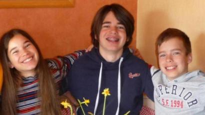 Bild: tk
Veronika, Moritz (Mitte) und Xaver unterstützen die Fridays-for-Future-Bewegung mit ihrer Musik.