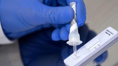 Symbolbild: Sven Hoppe
Corona-Schnelltests müssen ab 11. Oktober meist selbst bezahlt werden.