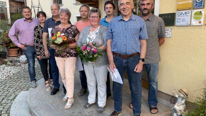 Bild: Michael Brenner/exb
Die Firma Kleber Formen- und Werkzeugbau e.K. aus Eslarn ehrte langjährige Mitarbeiter.