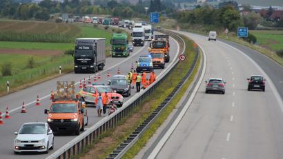 Bild: upl
Auf der A93 bei Nabburg hat sich am Montagnachmittag ein Auffahrunfall ereignet.