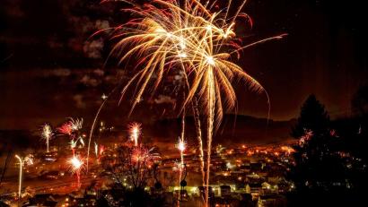 Symbolbild: Hermann Koch
Die Liebe zum Feuerwerk hatte für ein Paar verheerende Folgen.