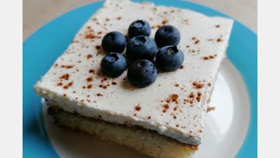 Bild: privat
Der Fantakuchen von Annalena Thorenz kann mit Heidelbeeren garniert werden - oder aber anderen Früchten.