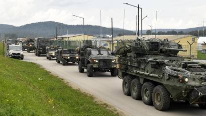 Bild: Petra Hartl
Nach der multinationalen Großübung Saber Junction 21 in Hohenfels verlegt das 2. US-Kavallerieregiment aus Vilseck seine übende Truppen zurück in die Rose Barracks.