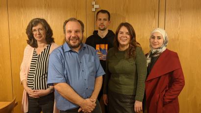 Bild: Yvonne Hägler/exb
(Von links) Der Neue Vorstand der Bildungsgewerkschaft in der Nordoberpfalz: Ursula Siller, Raul Vitzthum, Paul Zitzmann, Martina Borgendale und Ruba Aburas.