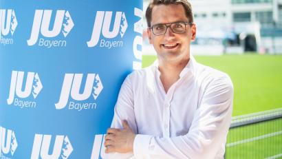 Archivbild: Matthias Balk
Christian Doleschal, Mitglied des Europäischen Parlaments und Vorsitzender der Jungen Union Bayern, aufgenommen zu Beginn einer Landesversammlung der Jungen Union Bayern im Juni im Stadion der Spielvereinigung Unterhaching.
