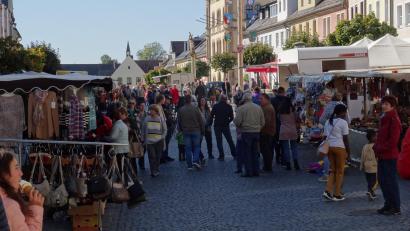 Bild: ak
Mit der Besucherresonanz konnten die Fieranten durchaus zufrieden sein. Allerdings hätte die Zahl der Stände größer sein können.