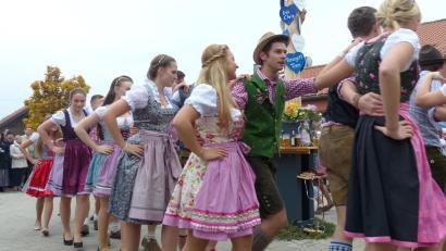 Archivbild: hme
Der Kirwa-Tanz aus dem Jahr 2015.