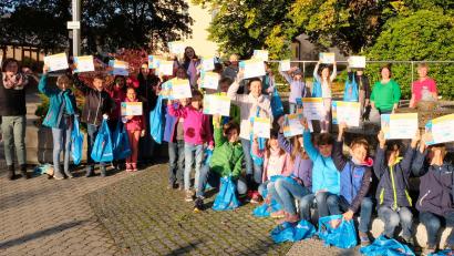 Bild: mab
Sie alle hatten in den großen Ferien Lesespaß pur und wurden dafür mit Urkunden und Preisen geehrt.