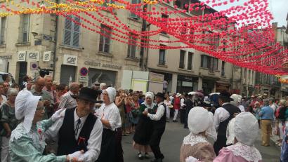 Bild: san
Tanz und Musik: Ein besonderer Tag in Ambergs Partnerstadt Périgueux.