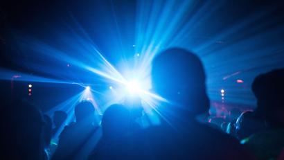 Symbolbild: Sophia Kembowski
Im Musiccenter in Trockau hat ein Mann gefeiert, der mit dem Coronavirus infiziert ist.