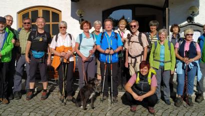 Bild: FGV Waldershof/exb
Natürlich durfte ein Gruppenbild zur Erinnerung an das Wanderwochenende nicht fehlen.