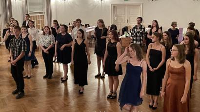 Bild: Michael Luig/exb
Der Festsaal der Decker-Schulen wurde zum Ballsaal.