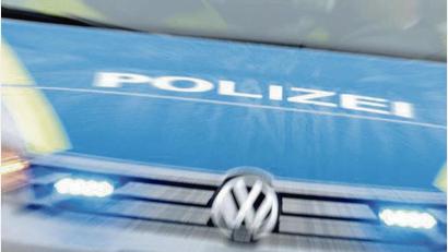 Bild: Christopher Dotzler
Die Polizei sucht derzeit eine Unfallzeugin.