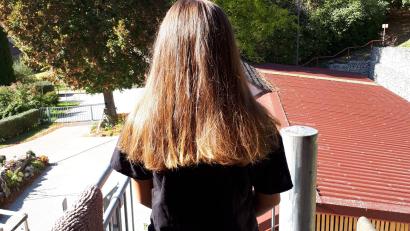 Bild: ge
So lange Haare hatte Leonie Huf vor dem Schnitt.