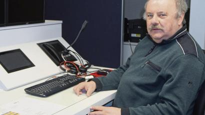 Archivbild: eg
Kreisbrandrat Andreas Wührl verbrachte während des Katastrophenfalls im vorigen Jahr viele Stunden in der Kriseneinsatzzentrale Wiesau. Auch künftig bekleidet er das höchste Feuerwehramt im Landkreis Tirschenreuth.