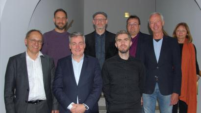 Bild: gsp
Die Führungsriege der Stadtmarketing Amberg (vorne, von links): Michael Frauendorfer, Thomas Eichenseher und Stefan Mühleisen sowie (hinten, von links) Franz Kummert, Manfred Wilhelm, Stefan Kriegler, Sigi Renner und Susanne Schwab.