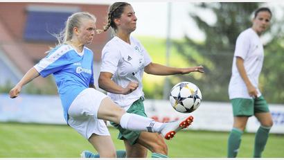 Archivbild: Ziegler
Janina Wieczoreck (links) ist wieder dabei.