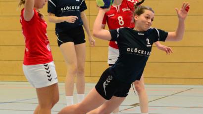 Bild: mhs
Verena Luley vom HSG Nabburg-Schwarzenfeld beim Torabschluss gegen die TG Landshut.