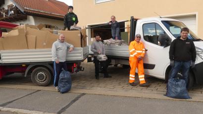 Bild: rn
Bei Altkleidern und Papier erzielte die Kolpingsfamilie zum Teil steigende Sammelergebnisse zum Teil aber auch einen Rückgang.