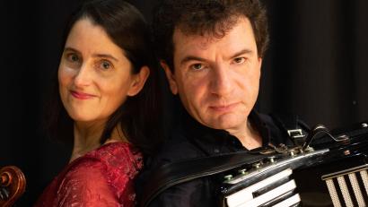 Bild: Tommi Riedel/exb
Das Duo Margaux mit Susanne Hofmann und Gennadiy Vinogradski tritt am 30. Oktober im Musiksaal des Gymnasiums auf.