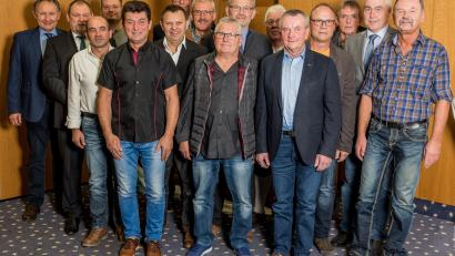Bild: Werk Buchtal/exb 
Zahlreiche Mitarbeiter von Buchtal wurden für ihre langjährige Betriebszugehörigkeit ausgezeichnet.