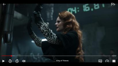 Screenshot: Netflix/Army of Thieves
Im Underground-Tresorknacker-Fight-Club: Barbara Meier als Lucy im Netflix-Film Army of Thieves.